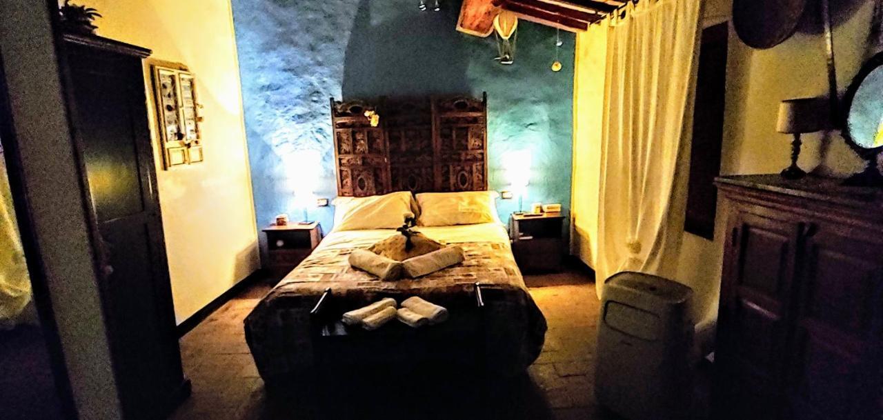 B&B Le Undici Lune San Gimignano Exteriör bild